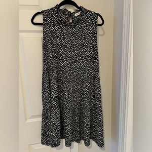 Rielle black and white dress, size L.